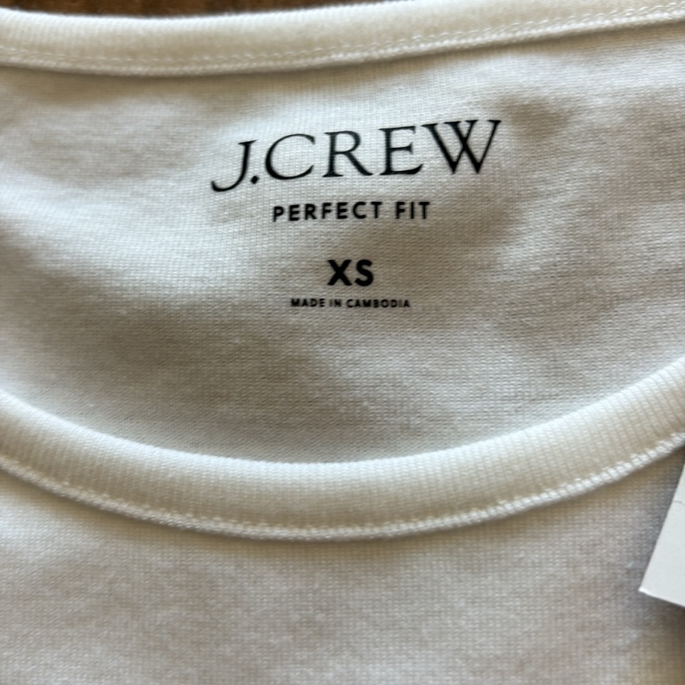 J crew perfect fit shirtNWT XS - Picture 2 of 4